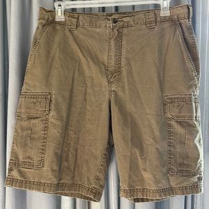 MEN L.L. Bean Cargo Shorts SZ36